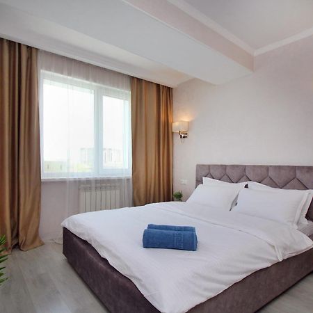 Almaty Cozy Apart Hotel Bagian luar foto