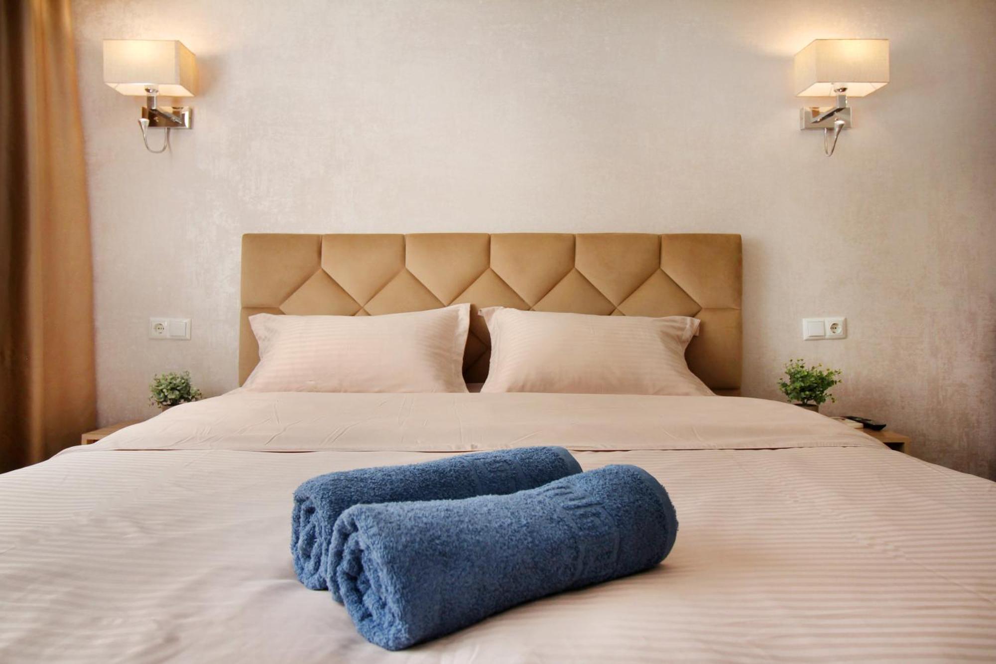 Almaty Cozy Apart Hotel Bagian luar foto