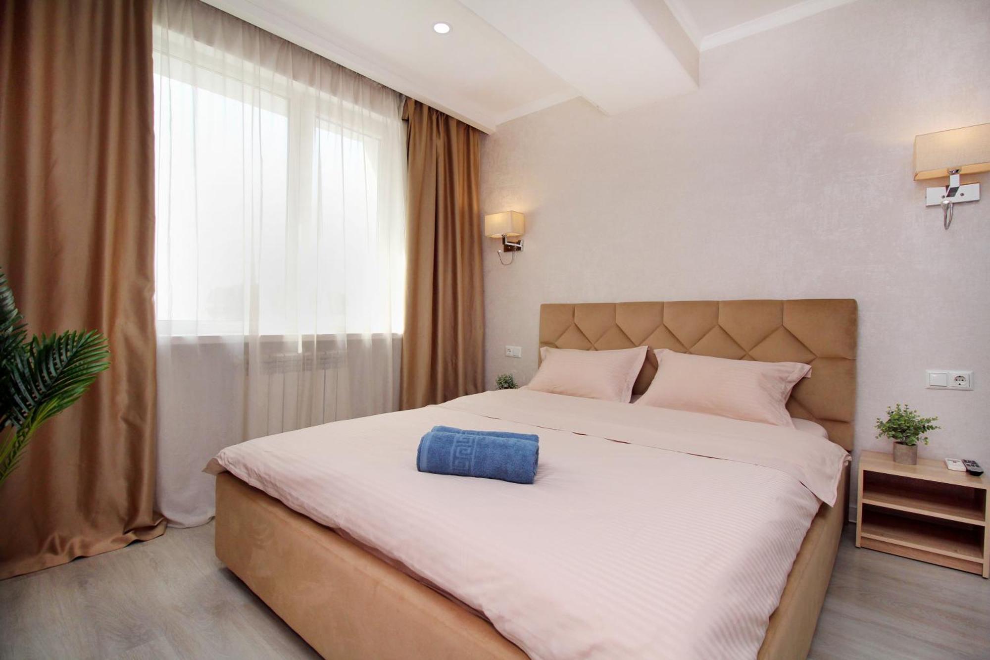 Almaty Cozy Apart Hotel Bagian luar foto